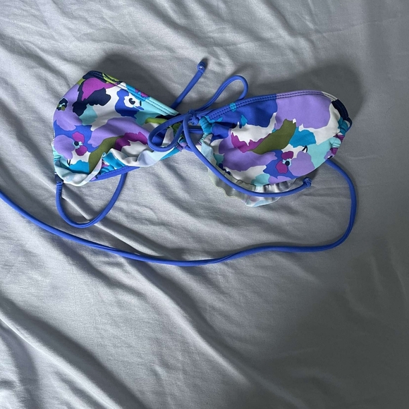 3 women's bikini tops - Picture 3 of 3